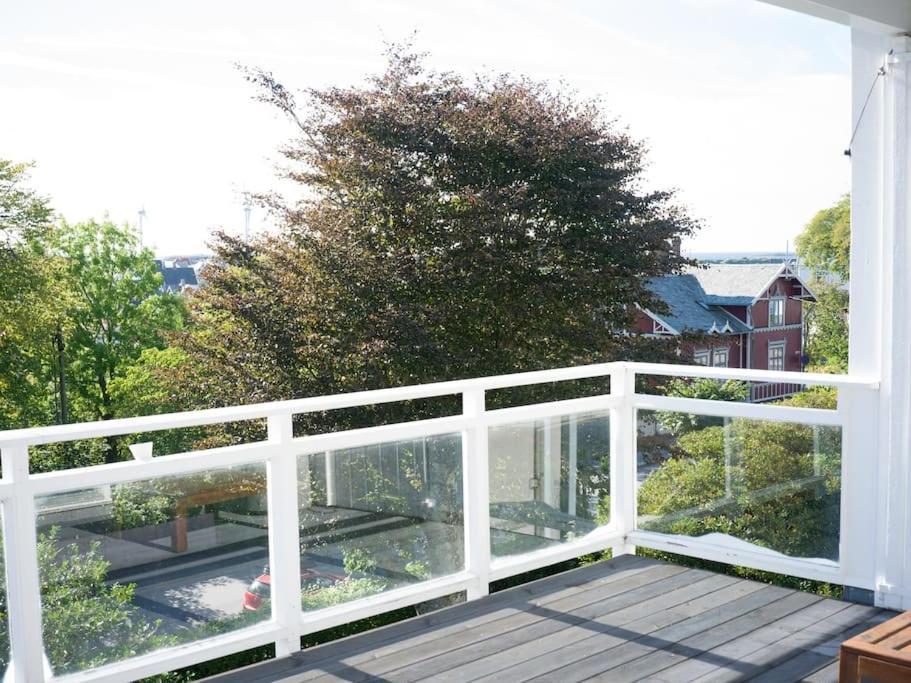 Ny Urban Leilighet Med Super Utsikt Haugesund Exteriör bild